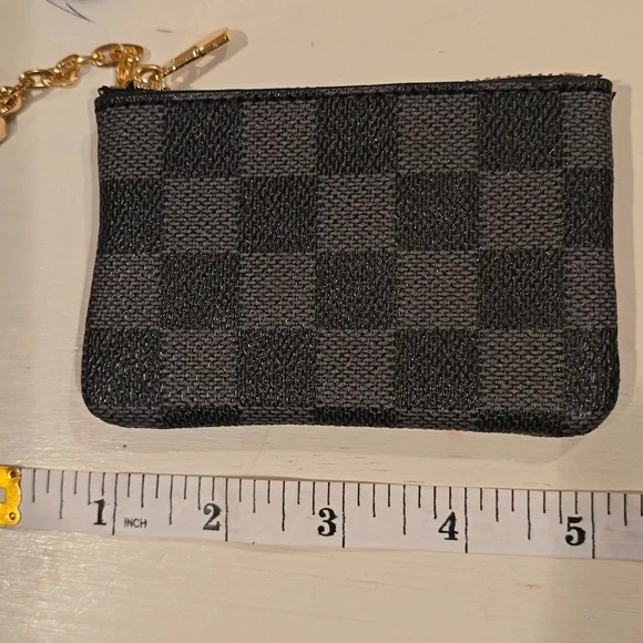 Patterned Key Pouch - Picture 4 of 5